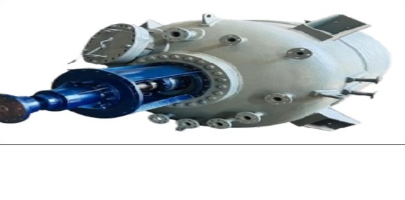 Jacketed reactor with agitator drive