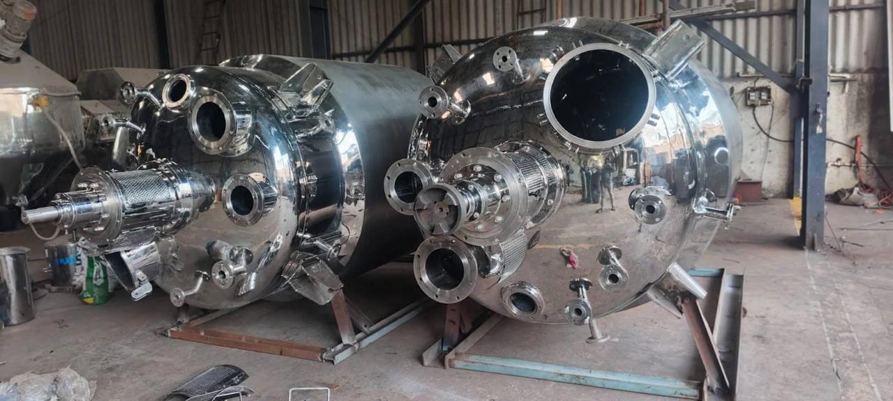 Two large pressure vessels under fabrication in the workshop